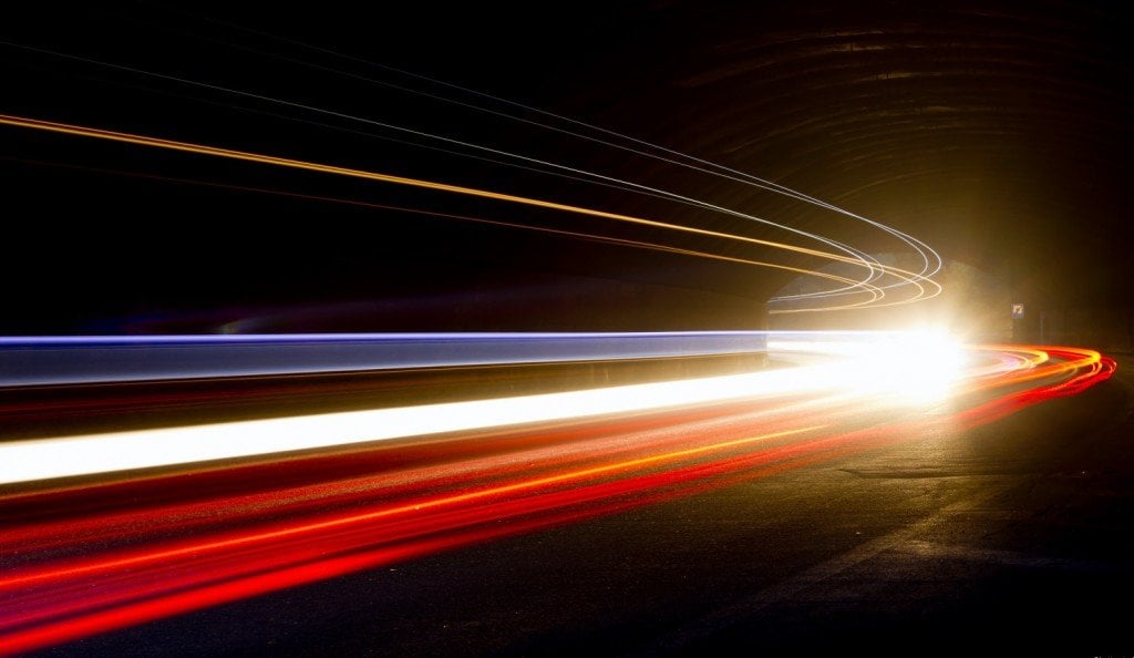 O que aconteceria se você viajasse à velocidade da luz?