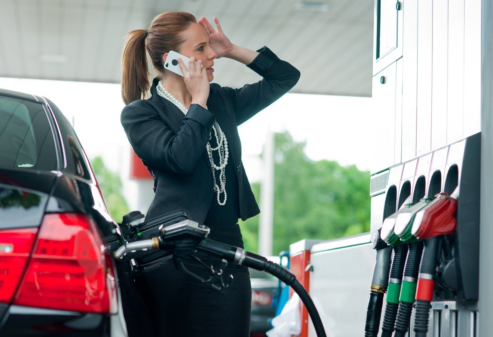 Can Using A Cellphone At A Gas Station (Petrol Pump) Cause An Explosion