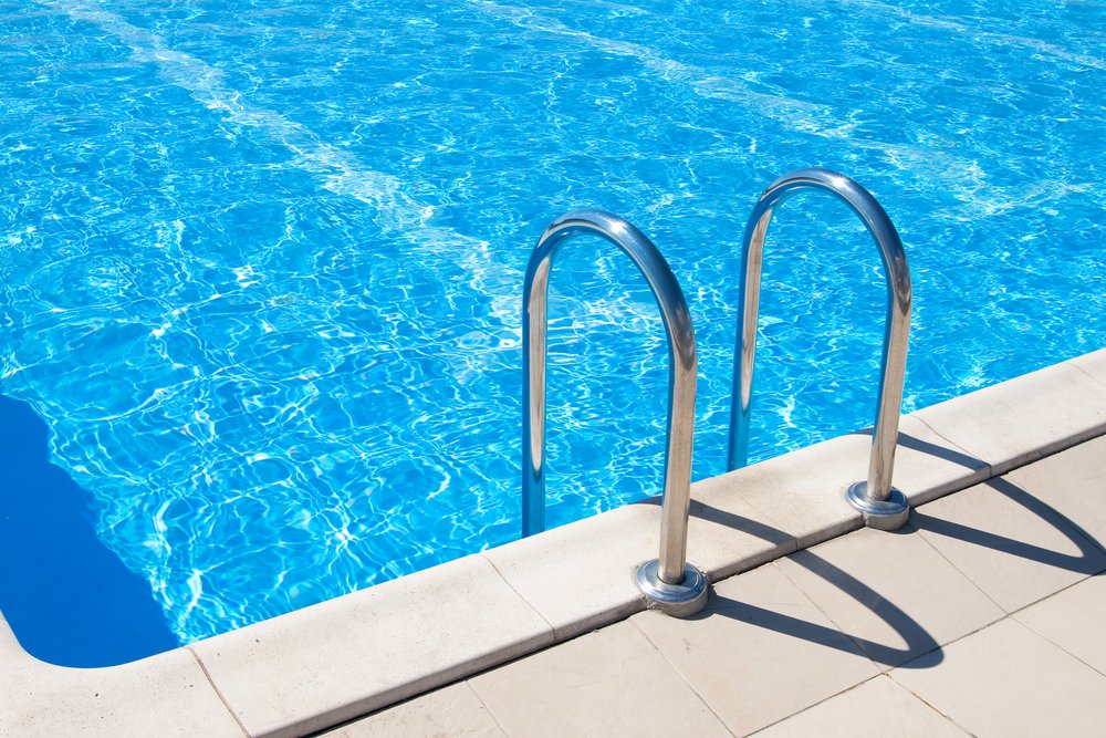 Por que o cloro é tão importante para piscinas? Por que o cloro é tão importante para piscinas?