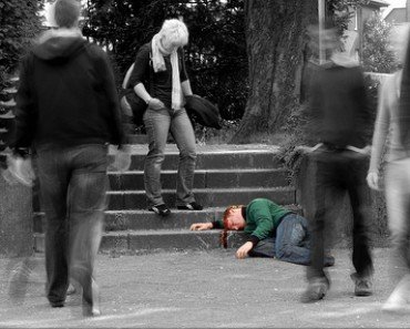 Why We Fail To Help Victims When We're In A Crowd?