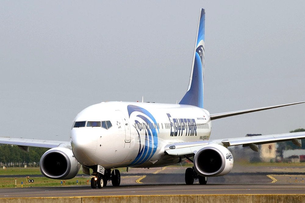 SU-GEC EgyptAir Boeing 737 866(WL) - cn 40801 taxiing 14j uly 2013 pic