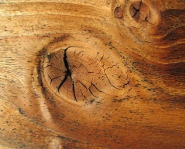 Knot on table furniture