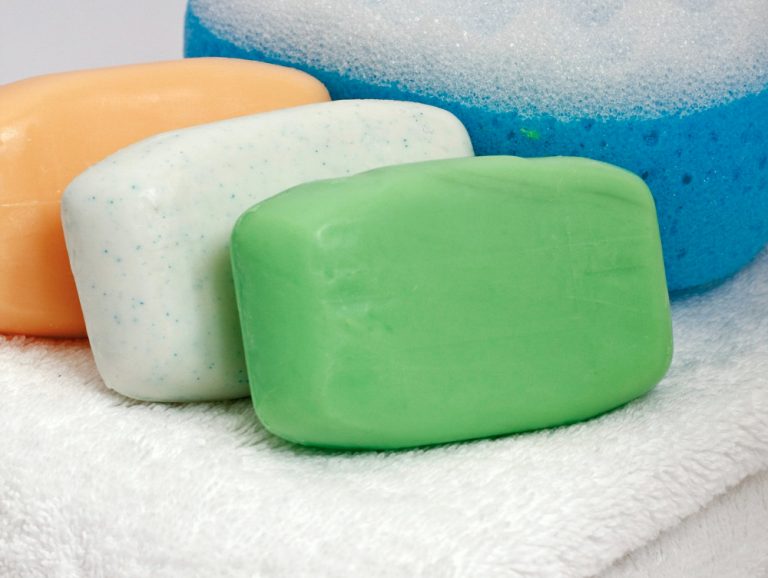 Difference Between Types Of Soaps, Shampoos And Detergents