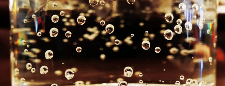 Bubbling soft drink