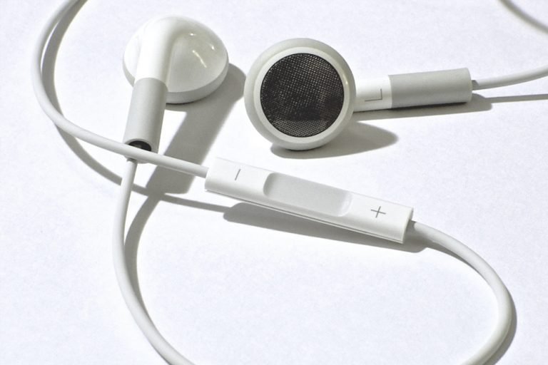 How Do Headphones Work how-do-headphones-work