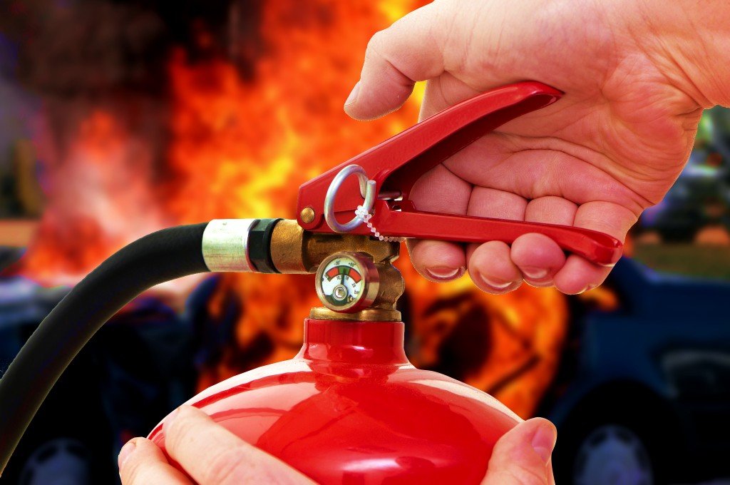 How much dmg does being on fire download How much dmg does being on fire download