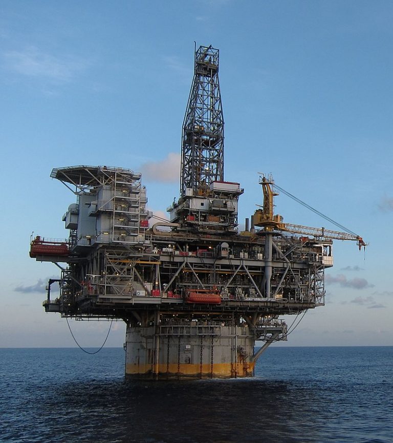 Oil Extraction How Offshore Drilling Works? How Is Life On An Offshore
