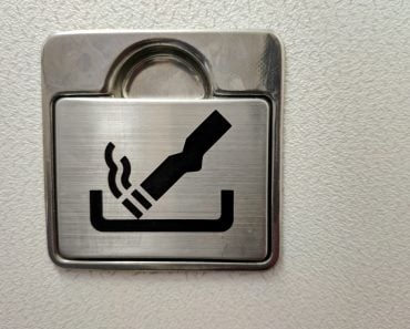 Ashtray on the plane. Ashtray symbol on the plane. no smoking airplane(Physics_joe)S