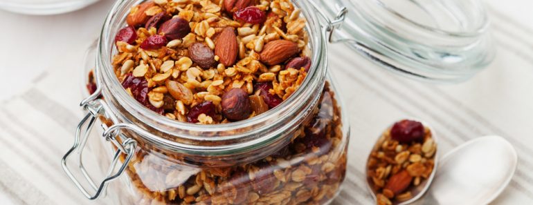 Homemade,Granola,In,Jar,On,White,Table,,Healthy,Breakfast,Of