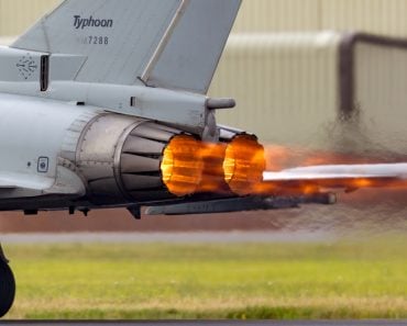 Raf,Fairford,,Gloucestershire,,Uk,-,July,14,,2014:,Glowing,Hot