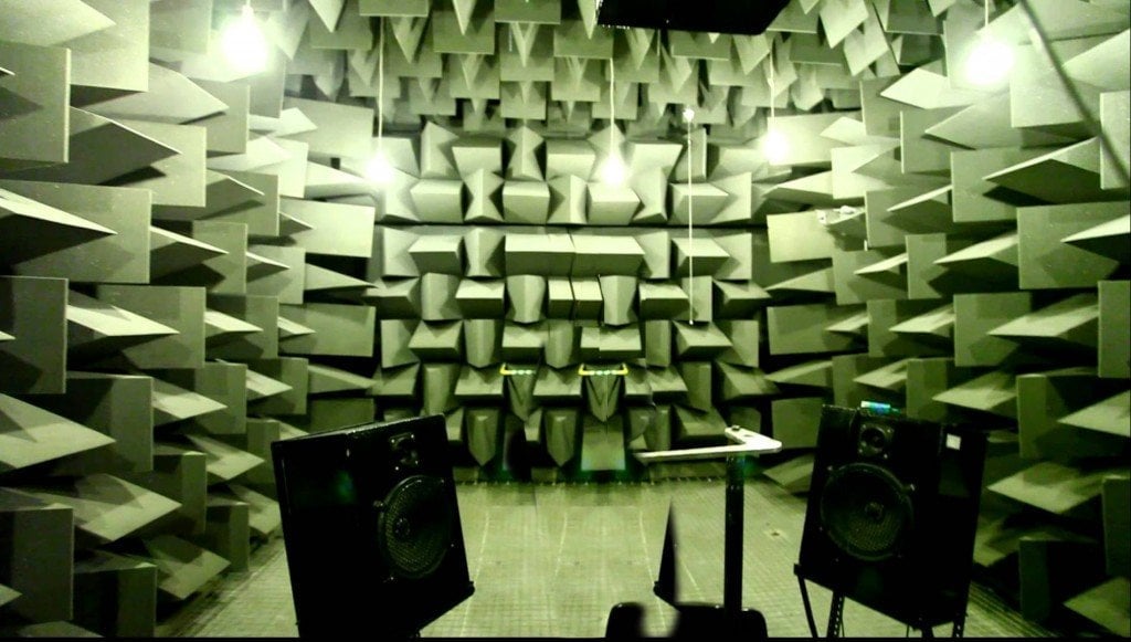 anechoic room