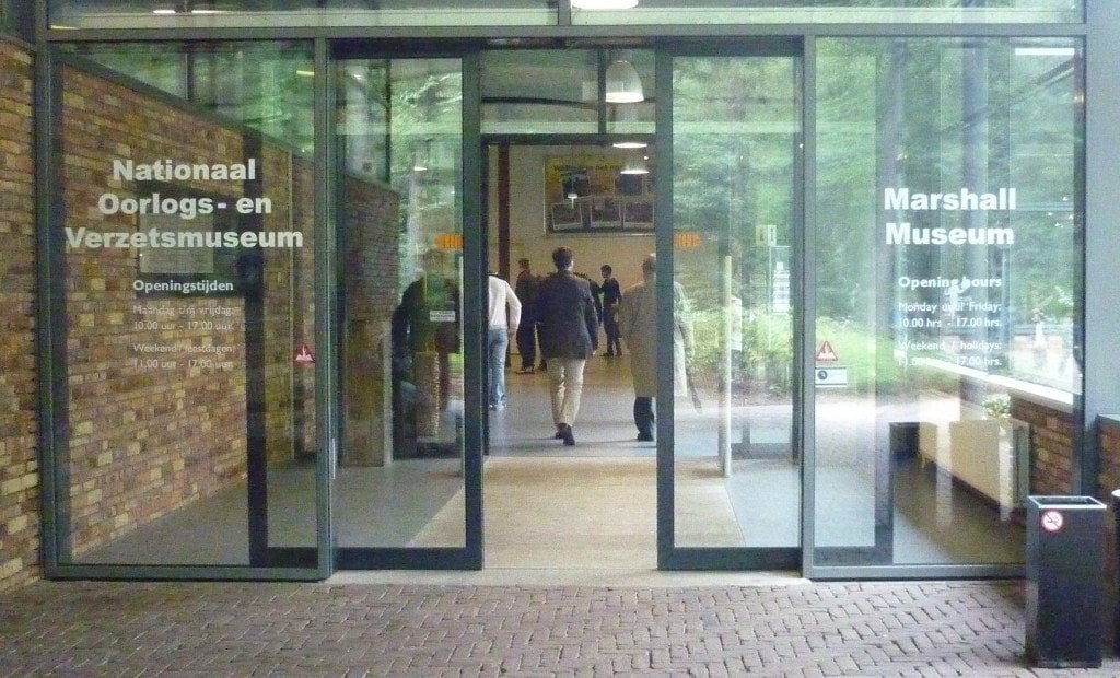 How Do Automatic Doors Work?