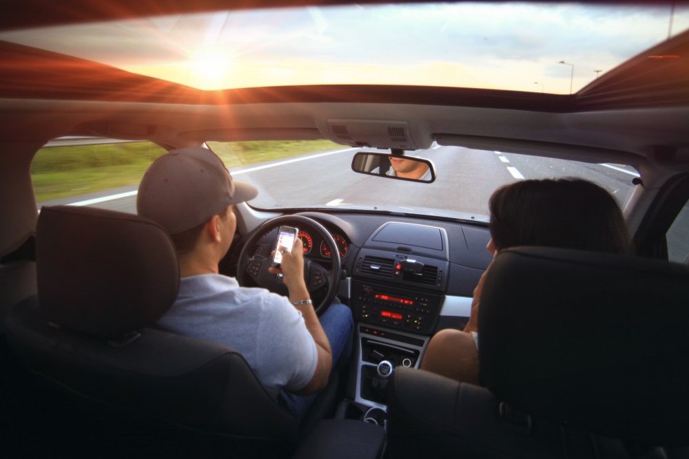 discussion in car