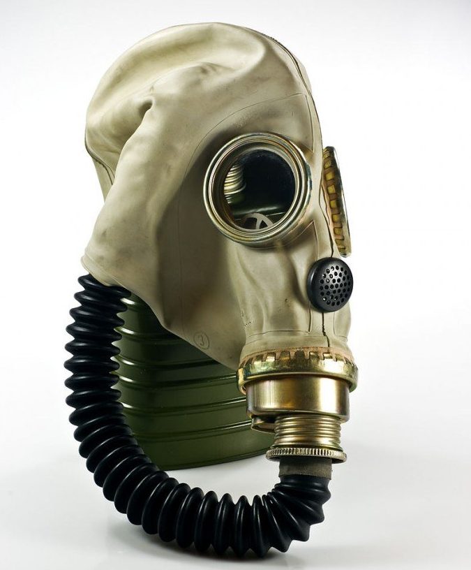 Polish MUA gas mask