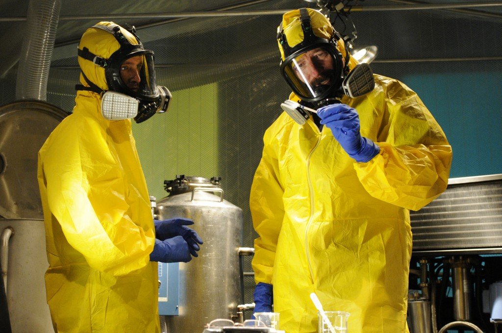 walter-white-yellow-hazmat-meth-cook-suit