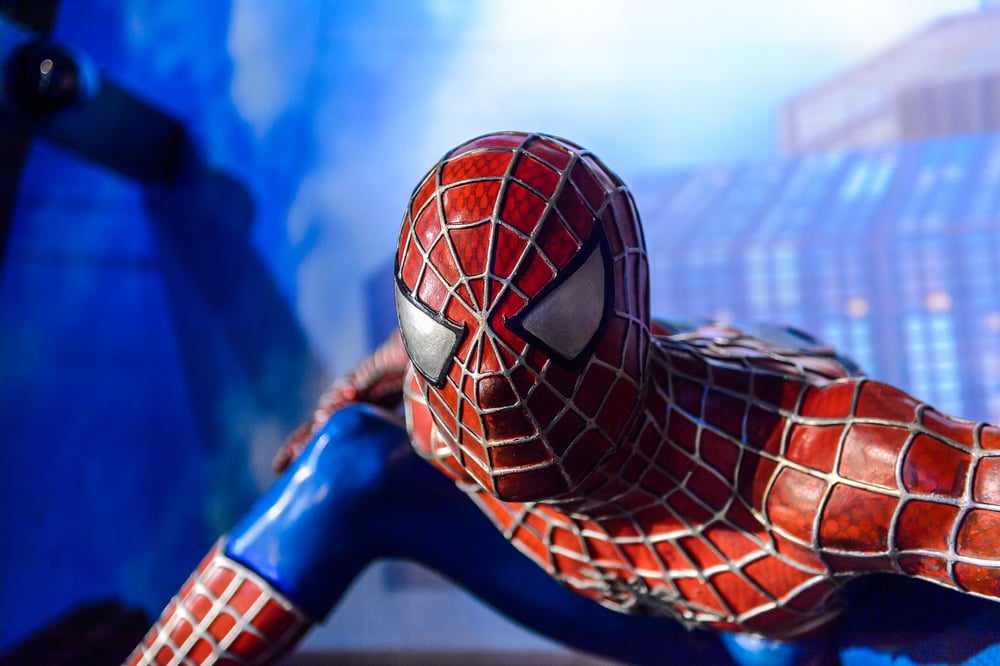 AMSTERDÃO, PAÍSES BAIXOS - 1 de junho de 2015 Homem-Aranha no Museu Madame Tussauds em Amsterda (Anton_Ivanov) s