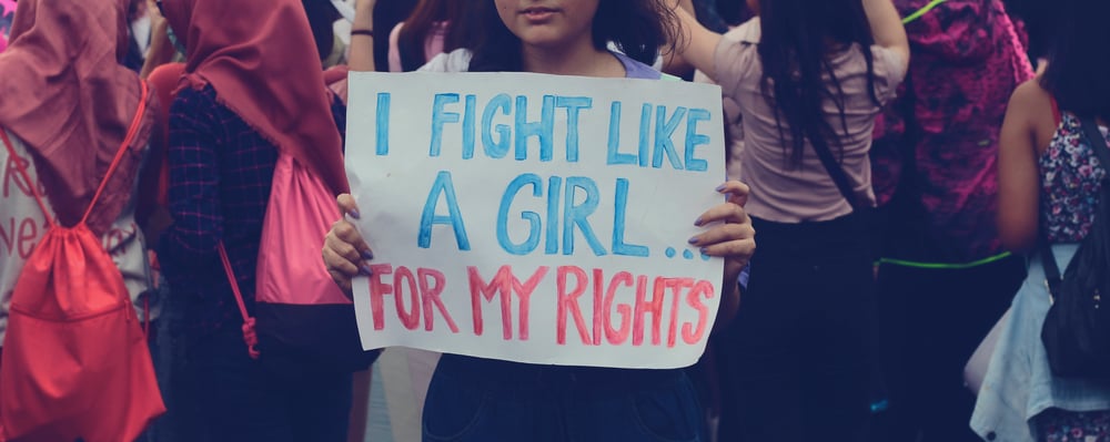 esta é uma marcha de mulheres em Jacarta, Indonésia, 2016 (kiwiofmischief) s
