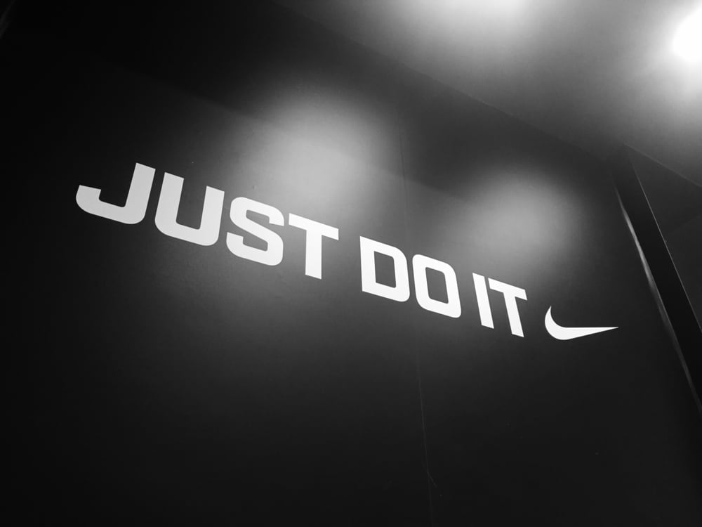 Nike logo e JUST DO IT (pio3) S
