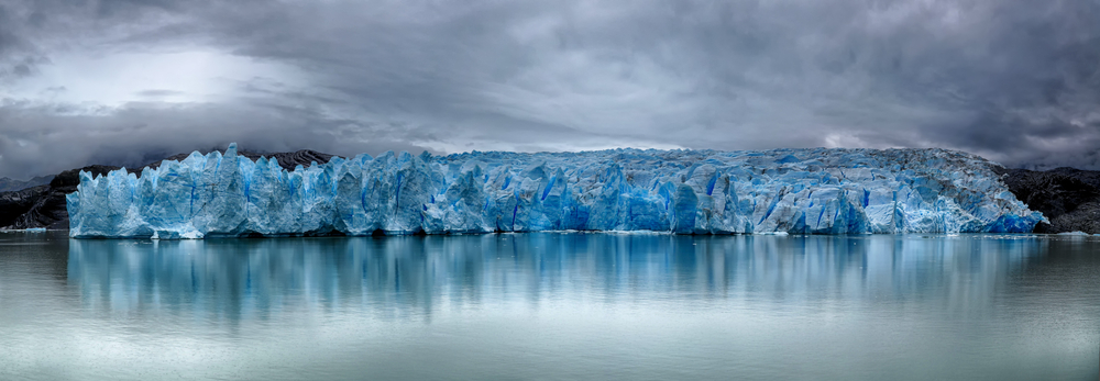 Front of Grey Glacier at Torres del Paine N.P(Henner Damke)S