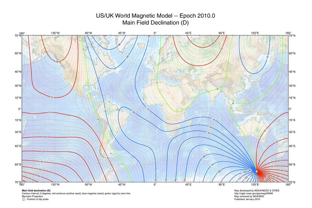 Projeção de declinação geomagnética de Mercator baseada no World Magnetic Model 2010