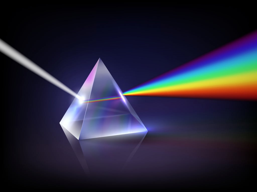spectrum-refraction-glass-pyramid-prism-low