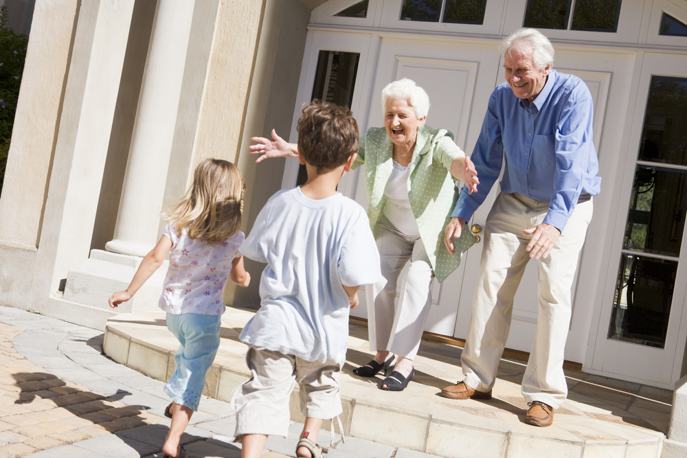 Grandparents,Welcoming,Grandchildren