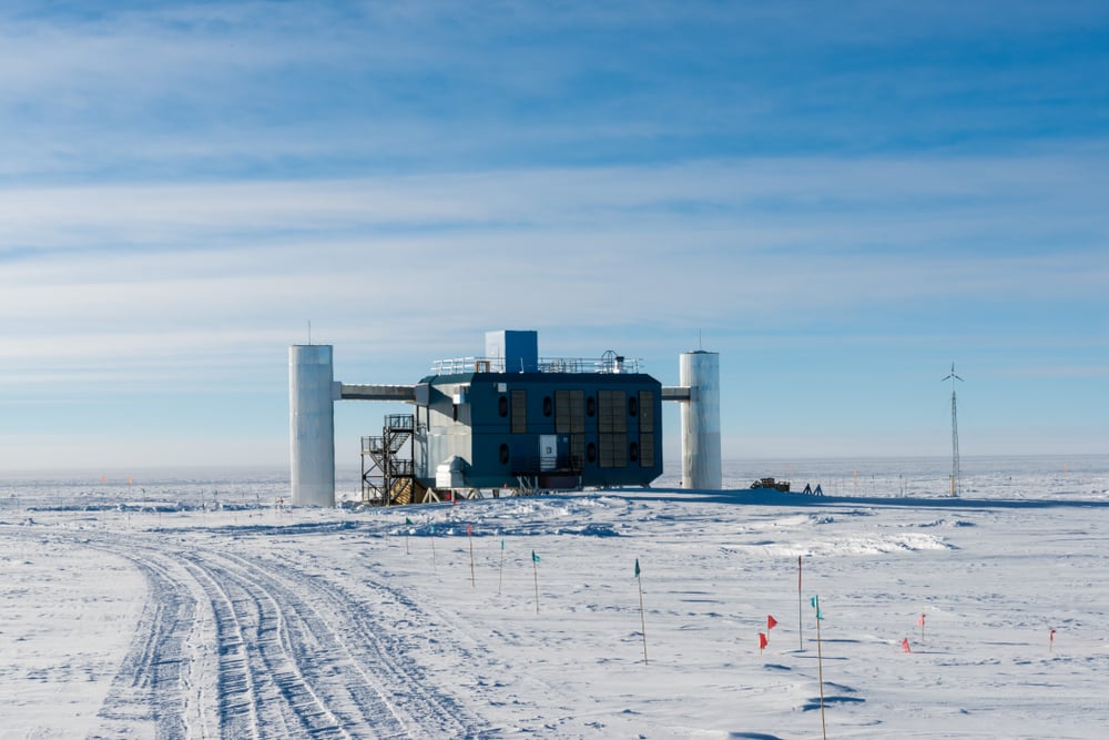 Icecube,Neutrino,Observatory,At,The,South,Pole,Station
