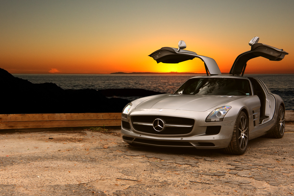 California,,Year,2017:,Front,View,Of,A,Silver,Mercedes-benz,Sls