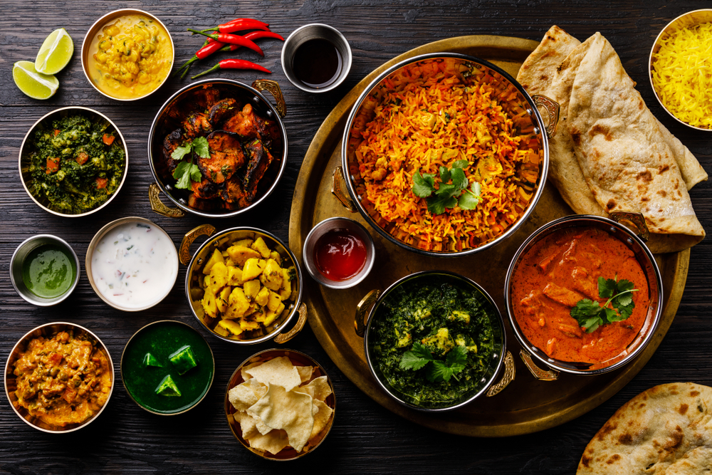 Indian,Food,Curry,Butter,Chicken,,Palak,Paneer,,Chiken,Tikka,,Biryani,