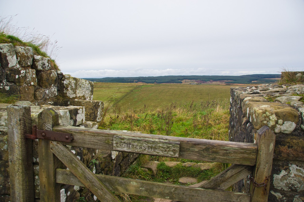 hadrians-wall-4788510_1280